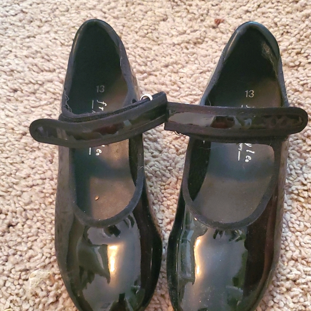 Little girl black tap dance shoes